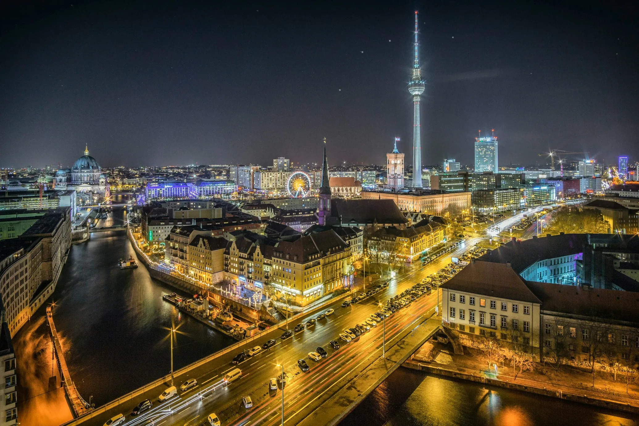 ul. Piękna 24, 00-545 Warszawa, Polska